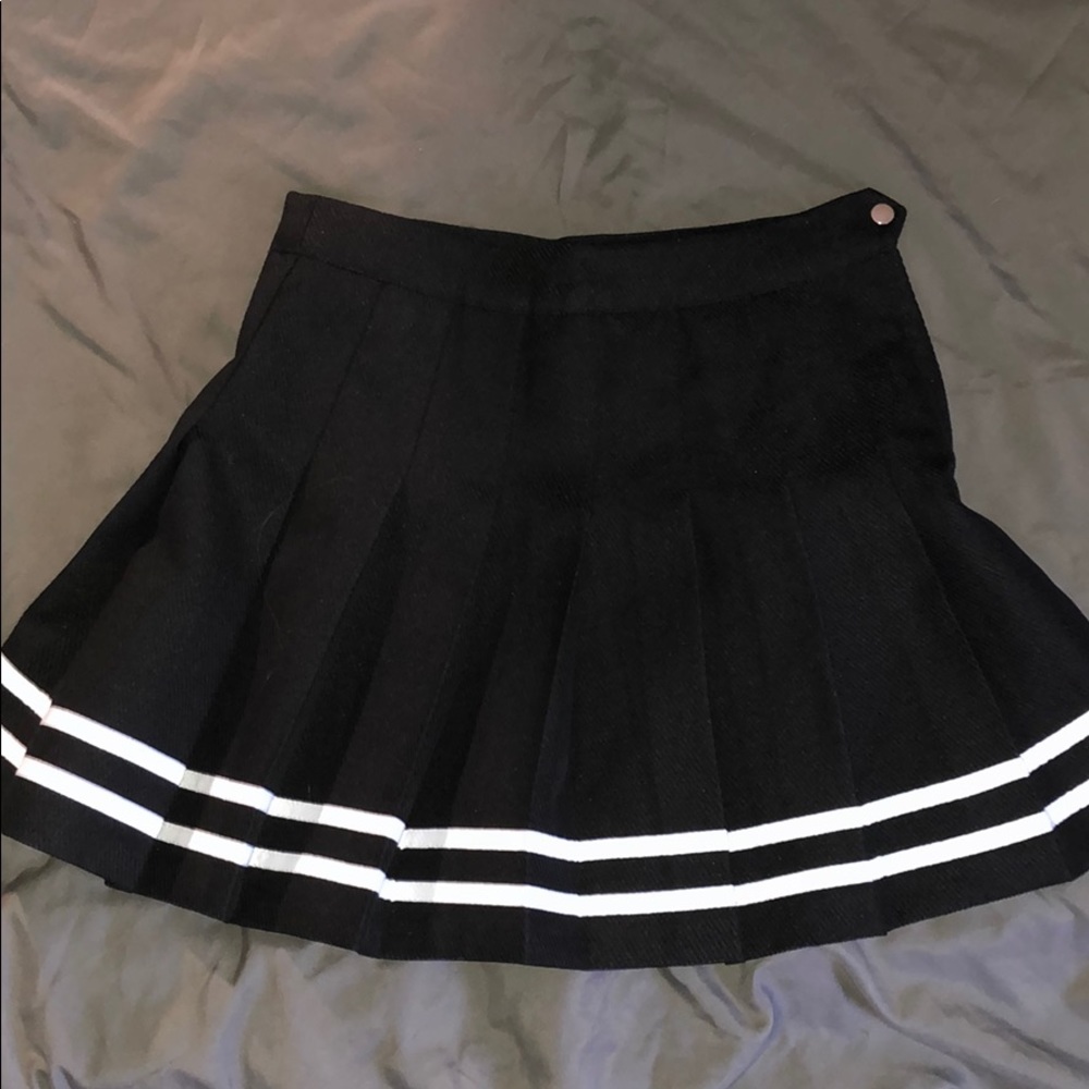 Black skater skirt